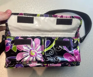 RETIRED: Vera Bradley | women’s Purple Punch pattern vinyl lunchbox. thumbnail 11