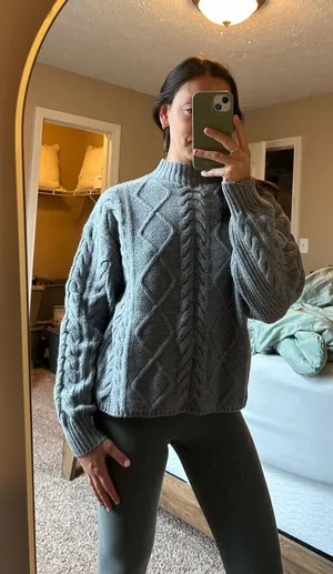 Old Navy Grey Sweater thumbnail 1
