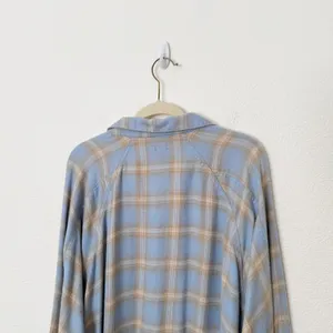 [Urban Outfitters] BDG Brendan Oversized Blue Flannel Plaid Shirt Size Medium M thumbnail 5