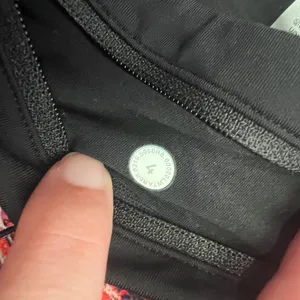 Lululemon speed short in size‎ 4 thumbnail 11