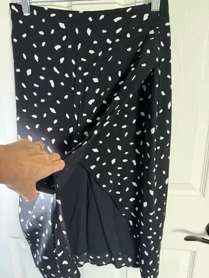 Abercrombie & Fitch Black & White Front Split-Slit Midi Skirt Small thumbnail 3