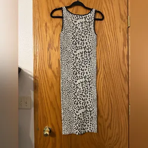 2b Bebe Cheetah Print Midi Dress - NWOT- Size S thumbnail 2