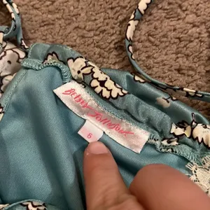 Betsey Johnson floral‎ dress 6 thumbnail 7