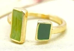 Green Geometric Ring Gold thumbnail 1