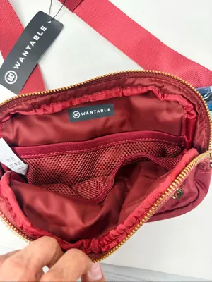 NWT Wantable Nylon Cozytober Crossbody Belt Bag in Burgundy thumbnail 5