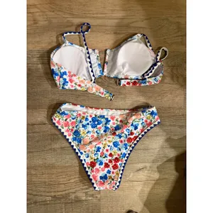 Floral Print Bikini Swimsuit Set Scalloped Trim Women's Summer‎ Beachwear thumbnail 2