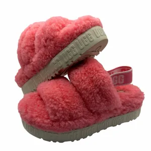 LIKE NEW UGG Women's Oh Fluffita Platform Slippers‎ Pink Fuzzy Size 6 thumbnail 1