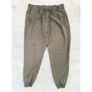 Lululemon Light Grey Sage Green On The Fly Jogger Pants Woven 28" Inseam M/L thumbnail 2