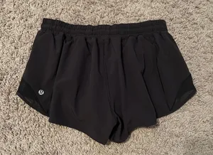Lululemon ‼️ Hotty Hot Short II 2.5"‼️ thumbnail 9