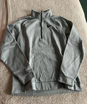 Half Zip thumbnail 1
