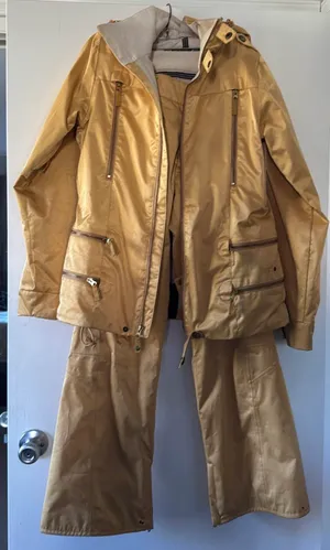 Burton snowboard jacket and pants  thumbnail 1
