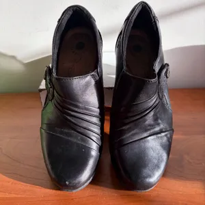 Earth Origins Madison Black Leather Pleated Slip On Block Heel‎ Loafers 6.5 thumbnail 3