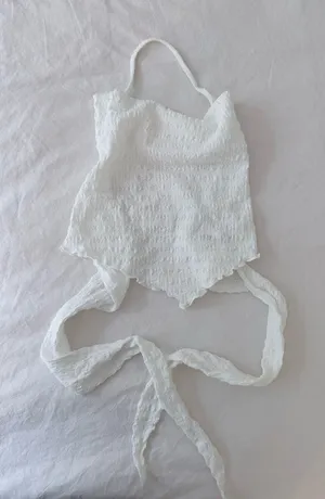 White Textured Tie Cropped V Halter Tank Top thumbnail 1