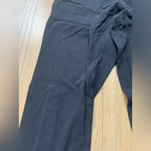 Lululemon black 4 pants thumbnail 2