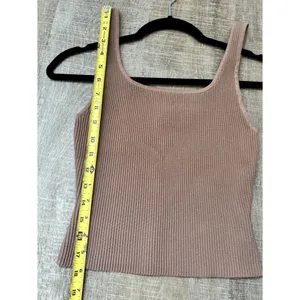 Aritzia Babaton Sculpt Knit Squareneck Cropped Ribbed Tank Small Taupe Tan Beige thumbnail 9