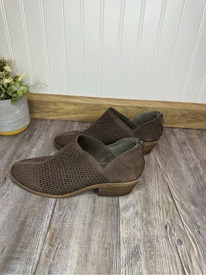 Vince Camuto Womens Paleta Brown Leather Upper Pointed Toe Ankle Booties 10 thumbnail 5