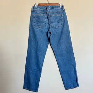American Eagle Jeans‎ 90s Straight Leg Medium Wash Rigid Denim Womens 4 thumbnail 2