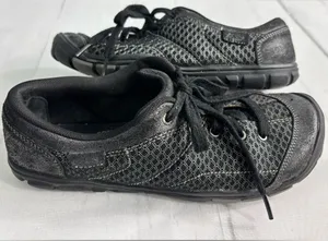 KEEN Women's Mercer Lace II CNX Shoe Contour Arch Diamond Pattern Rubber Sole thumbnail 1