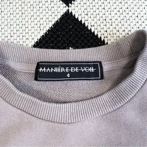 Maniere De Voir ‘Til Death, Do We Art. Crewneck Sweatshirt thumbnail 10