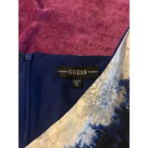 GUESS Bali Printed Midi Dress Blue FLIRTY FEMININE Slip Faux Size Medium M Belt thumbnail 4
