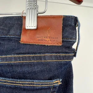 Lucky Brand boot cut dark wash blue jeans denim pockets zip closure Size 10 long thumbnail 4