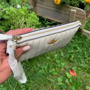Authentic COACH 1941 Nappa leather/smooth leather zip top wristlet thumbnail 10