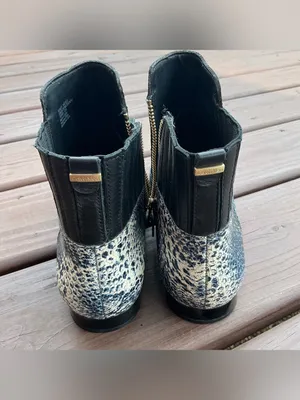 Calvin Klein Snake-Print Pointed Toe Ankle Boots 🪻🪻 thumbnail 10