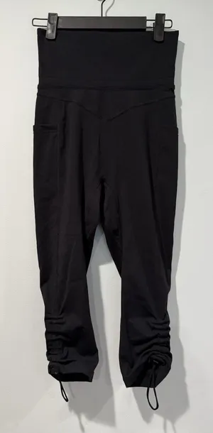 Free People Capri Leggings Womens XS Black Active Adjustable Hem Yoga Gym Travel thumbnail 1