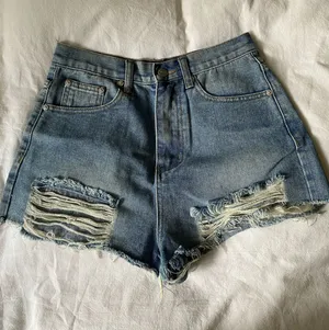 Revolve superdown Denim Shorts thumbnail 1