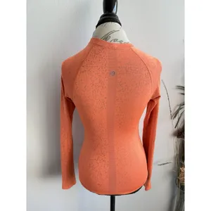 Lululemon Swiftly Tech Long Sleeve 2.0 Race Distorted Noise‎ Orange Size 4 thumbnail 4