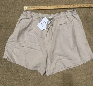 NEW H&M Linen Blend Shorts Womens Large Beige Casual Coastal Summer‎ thumbnail 1