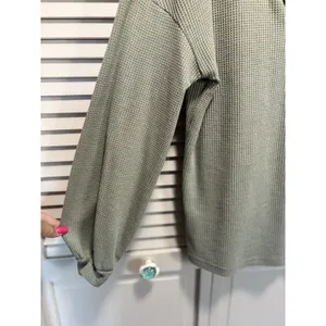 BTFBM Green Thermal Long Puff‎ Sleeve Top Big Buttons Size Medium Crew Soft thumbnail 4