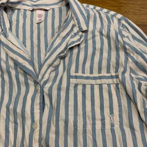 Victoria's Secret Top Womens Large Pink Blue Pajama Striped‎ Button Down Sleep thumbnail 2