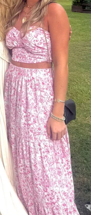Pink Floral two piece set  thumbnail 1