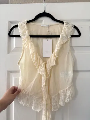 BNWT Zara Cream Ruffled Lace Top   thumbnail 8