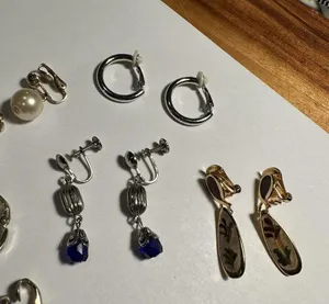 Lot of 5 Clip On Screw On Earrings Gold Tone or Silver Tone Mix thumbnail 8