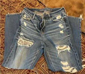 American Eagle Outfitters Women's Ripped Blue Mom Jeans!!! thumbnail 1