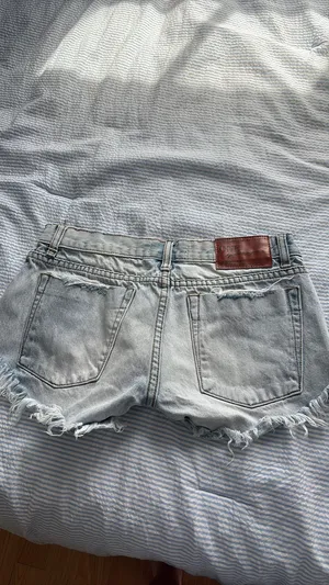 One Teaspoon Shorts thumbnail 2