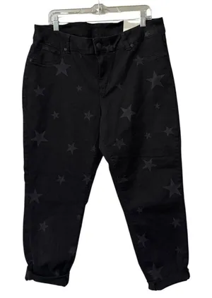 Maurices Women Size 18 Crop Pants Black Comfort Star‎ Design Preppy Holiday NWT thumbnail 1