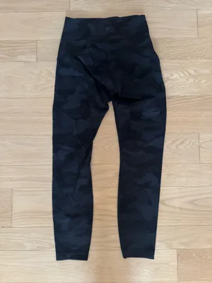 Lululemon Leggings thumbnail 2