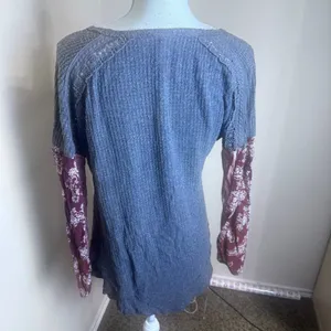 Knox Rose Grey Waffle Knit Boho Tunic Top Floral Lace Mixed Media Medium thumbnail 5