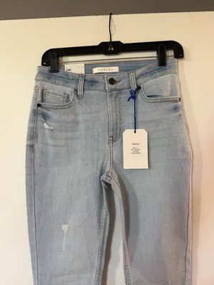 eunina Light Blue Cropped Skinny Jeans with Frayed Split Ankles thumbnail 4
