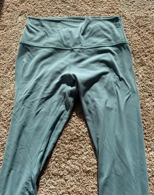 Lululemon Crop Leggings thumbnail 1