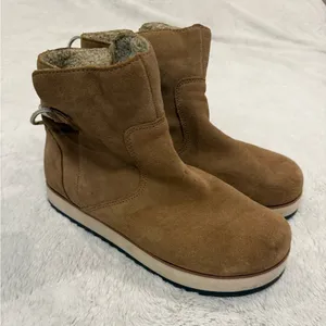 Merrell Juno Bluff Polar Waterproof Boots Camel Brown Size 10.5 thumbnail 1