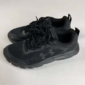 Under Armour Charged Assert sneakers all black size 8.5‎ thumbnail 4