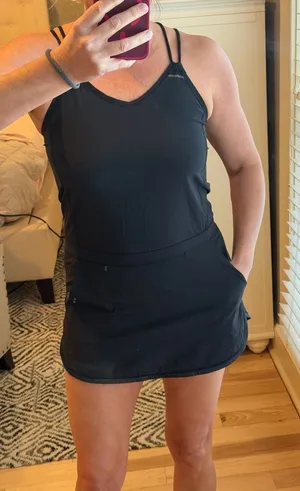 Lululemon Runsie one-piece tennis dress/skort! Size 4! thumbnail 1