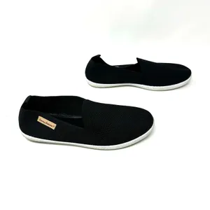 Tommy Bahama Size 10 Slip-On Deck Comfort Shoes Black with White Sole‎ thumbnail 3