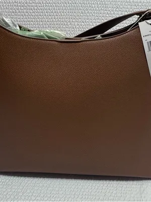 Tommy Hilfiger Women's Brown Leather Shoulder Bag with Gold Logo Accent thumbnail 3
