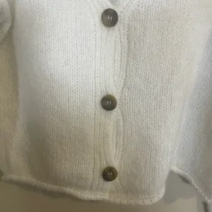 Urban Outfitters Kai White cropped cardigan boxy cardigan size Small petite‎ thumbnail 6