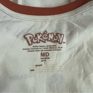 Pokémon Gotta Catch ‘Em All Outline Portraits Women T-Shirt BoxLunch Exclusive M thumbnail 4